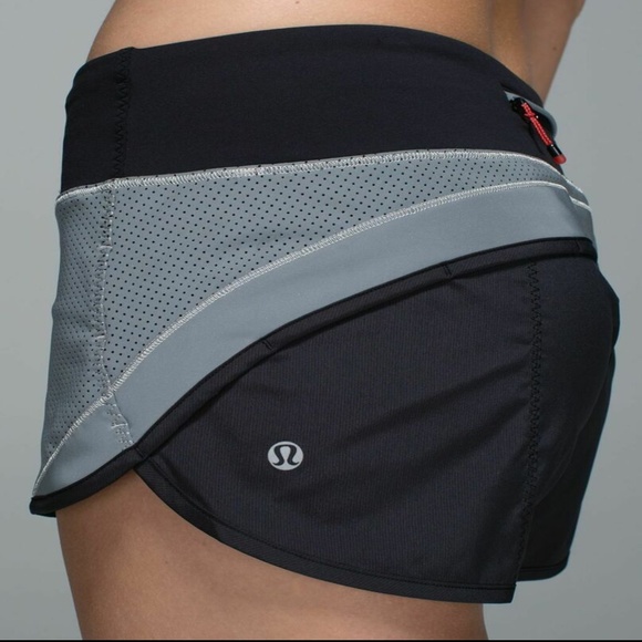 Lululemon Speed Short Reflective Silver / Black 6 - Picture 3 of 8
